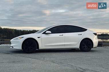 Седан Tesla Model 3 2024 в Киеве