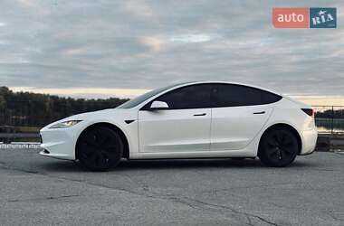 Седан Tesla Model 3 2024 в Киеве