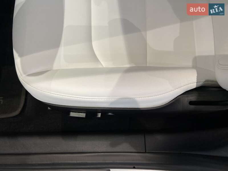 Седан Tesla Model 3 2022 в Вінниці фото 20 Седан Tesla Model 3 2022 в Вінниці