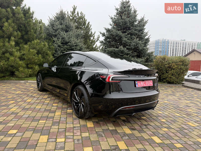 Седан Tesla Model 3 2025 в Днепре