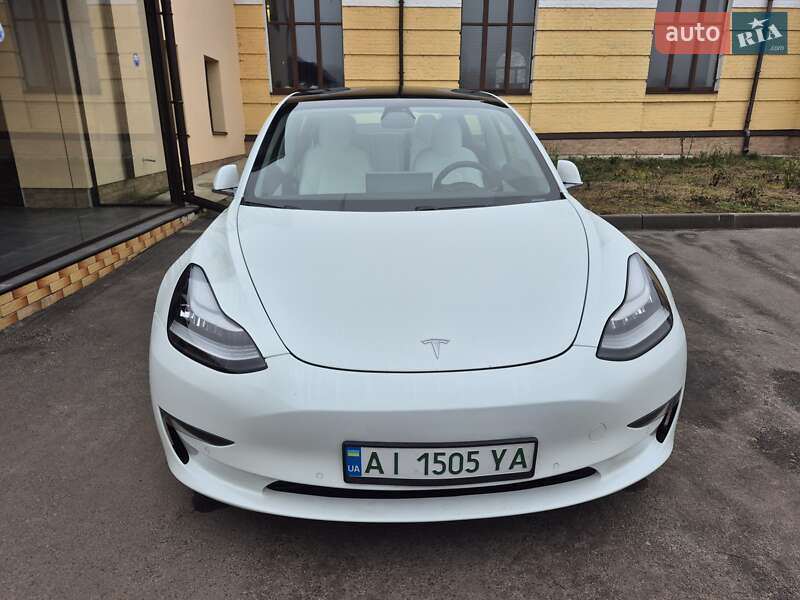 Седан Tesla Model 3 2019 в Киеве фото 14 Седан Tesla Model 3 2019 в Киеве