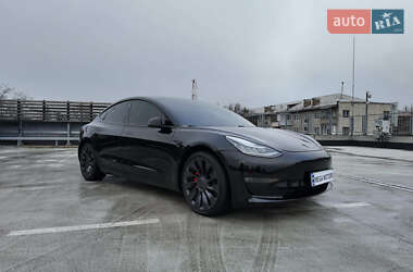 Седан Tesla Model 3 2020 в Киеве