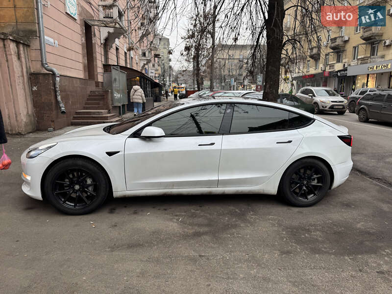 Седан Tesla Model 3 2020 в Днепре фото 5 Седан Tesla Model 3 2020 в Днепре