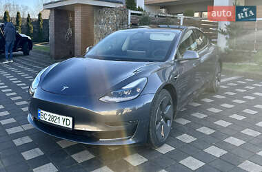 Седан Tesla Model 3 2022 в Стрые