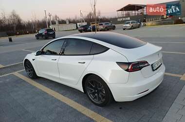 Седан Tesla Model 3 2020 в Львове