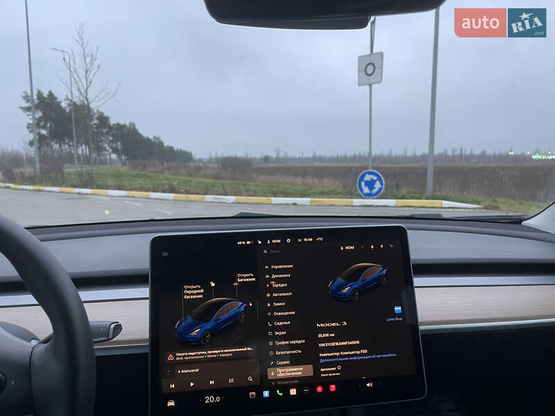 Седан Tesla Model 3 2022 в Киеве