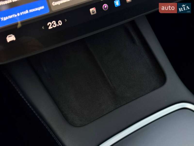 Седан Tesla Model 3 2022 в Кривом Роге