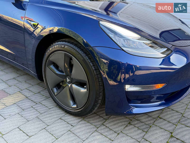 Седан Tesla Model 3 2018 в Дрогобыче фото 19 Седан Tesla Model 3 2018 в Дрогобыче