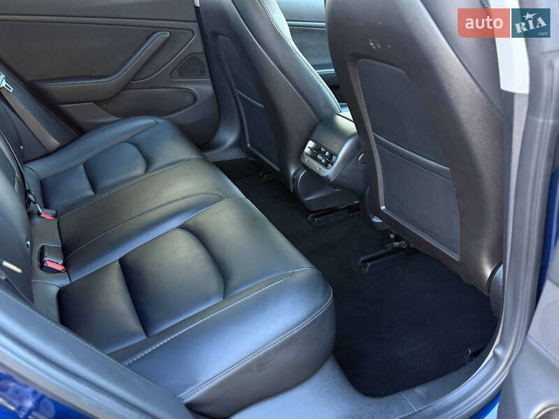 Седан Tesla Model 3 2018 в Дрогобыче фото 31 Седан Tesla Model 3 2018 в Дрогобыче
