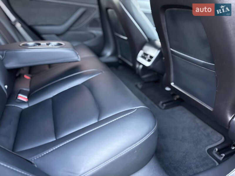 Седан Tesla Model 3 2018 в Дрогобыче фото 93 Седан Tesla Model 3 2018 в Дрогобыче