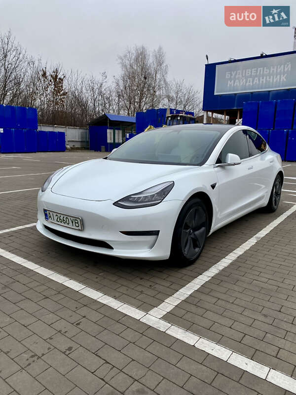 Седан Tesla Model 3 2019 в Белой Церкви