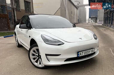 Седан Tesla Model 3 2021 в Івано-Франківську