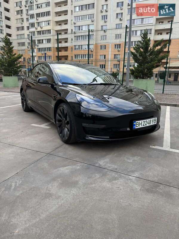 Tesla Model 3 2023