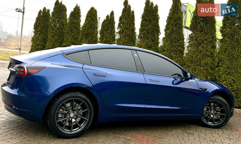 Седан Tesla Model 3 2020 в Дрогобичі фото 15 Седан Tesla Model 3 2020 в Дрогобичі