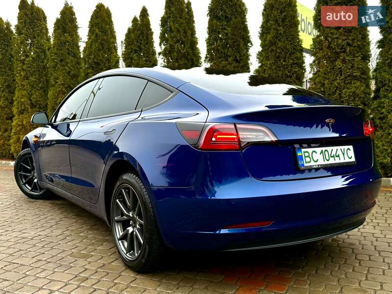 Седан Tesla Model 3 2020 в Дрогобичі фото 19 Седан Tesla Model 3 2020 в Дрогобичі