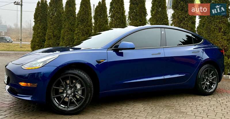 Седан Tesla Model 3 2020 в Дрогобичі фото 31 Седан Tesla Model 3 2020 в Дрогобичі