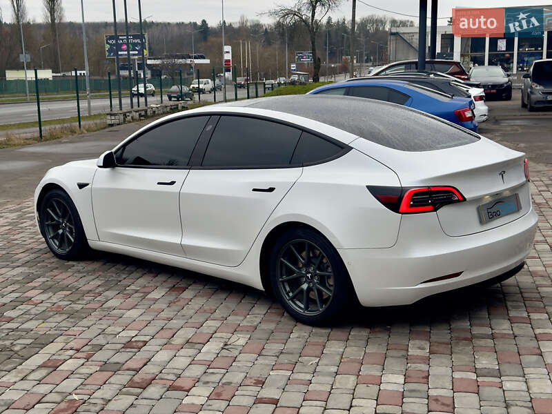 Седан Tesla Model 3 2021 в Виннице фото 8 Седан Tesla Model 3 2021 в Виннице