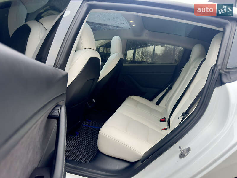 Седан Tesla Model 3 2021 в Виннице фото 26 Седан Tesla Model 3 2021 в Виннице