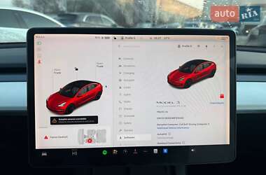 Седан Tesla Model 3 2021 в Луцке