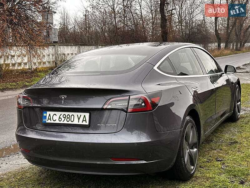 Седан Tesla Model 3 2018 в Владимире