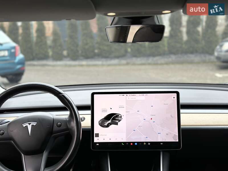 Седан Tesla Model 3 2018 в Владимире