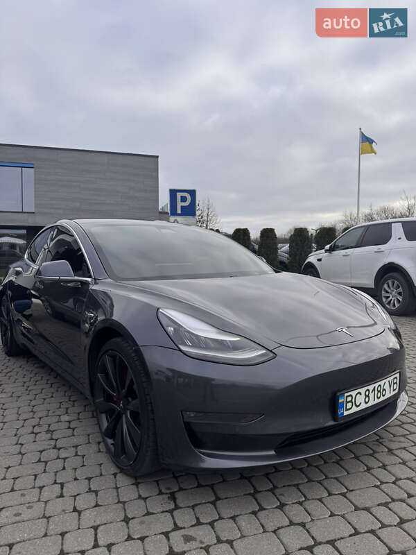 Седан Tesla Model 3 2020 в Львові фото 13 Седан Tesla Model 3 2020 в Львові