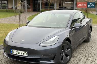 Седан Tesla Model 3 2023 в Львове