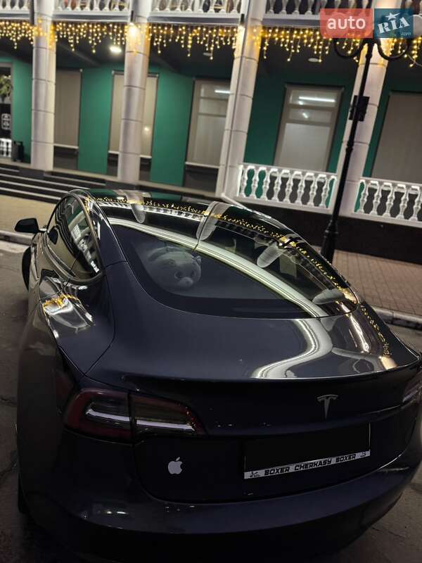 Седан Tesla Model 3 2023 в Черкассах фото 15 Седан Tesla Model 3 2023 в Черкассах