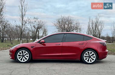 Седан Tesla Model 3 2021 в Каменском