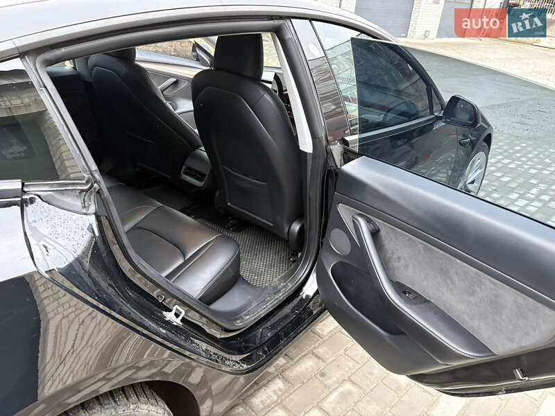 Седан Tesla Model 3 2022 в Харькове