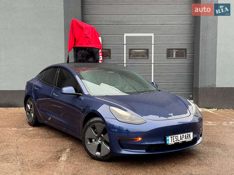 Tesla Model 3 2021