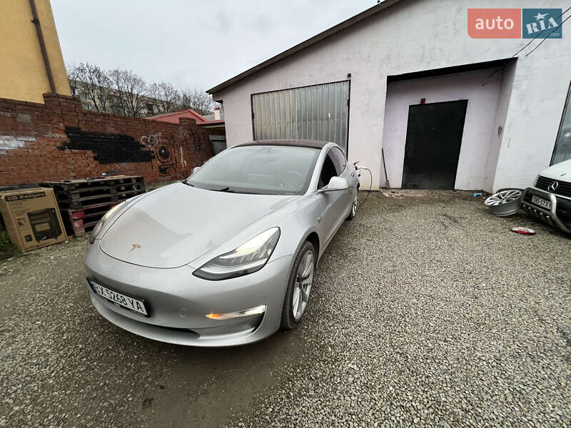 Седан Tesla Model 3 2018 в Каменец-Подольском