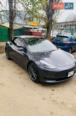 Седан Tesla Model 3 2023 в Одессе