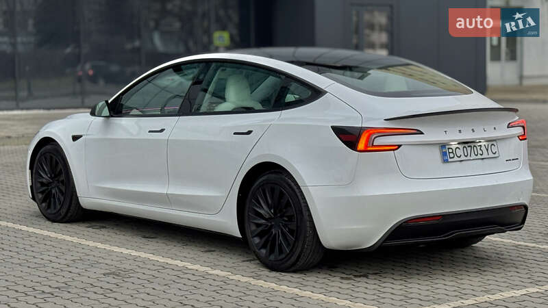 Седан Tesla Model 3 2024 в Львове фото 6 Седан Tesla Model 3 2024 в Львове