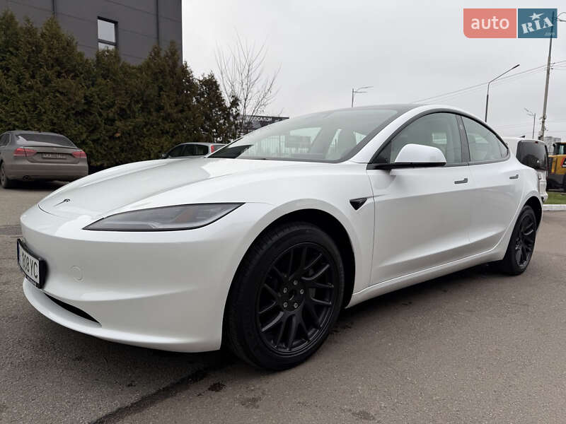 Седан Tesla Model 3 2024 в Киеве фото 15 Седан Tesla Model 3 2024 в Киеве