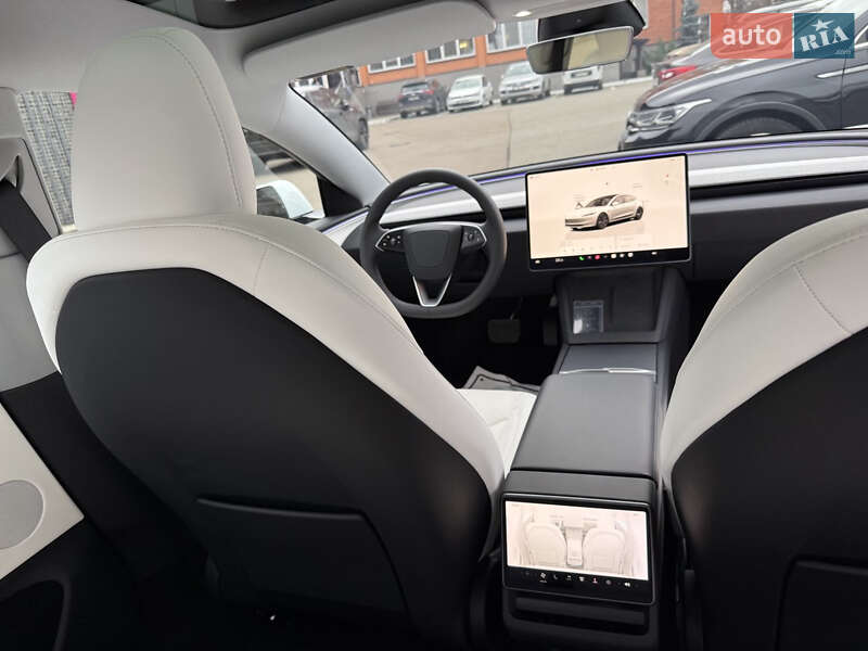 Седан Tesla Model 3 2024 в Киеве фото 22 Седан Tesla Model 3 2024 в Киеве