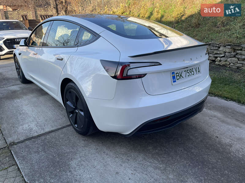 Седан Tesla Model 3 2024 в Острозі фото 7 Седан Tesla Model 3 2024 в Острозі