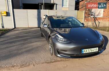 Седан Tesla Model 3 2020 в Харкові