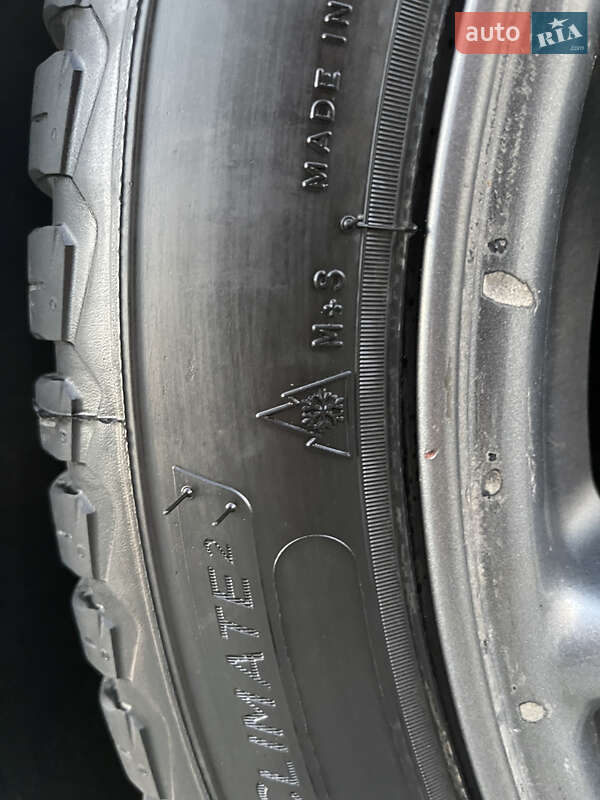 Седан Tesla Model 3 2019 в Новояворовске