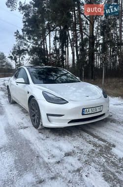 Седан Tesla Model 3 2022 в Києві