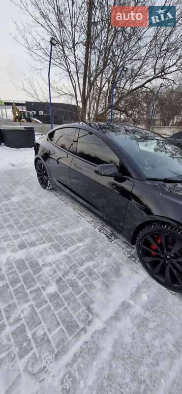 Седан Tesla Model 3 2023 в Днепре