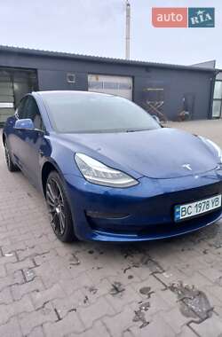 Седан Tesla Model 3 2018 в Шептицькому