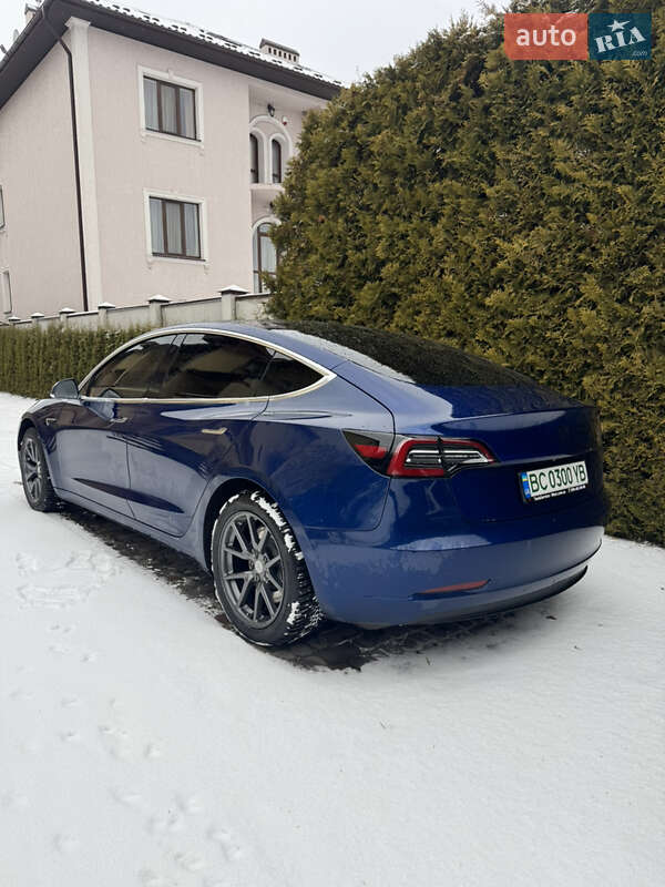 Седан Tesla Model 3 2019 в Львові фото 4 Седан Tesla Model 3 2019 в Львові