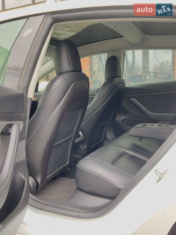 Седан Tesla Model 3 2020 в Івано-Франківську фото 16 Седан Tesla Model 3 2020 в Івано-Франківську