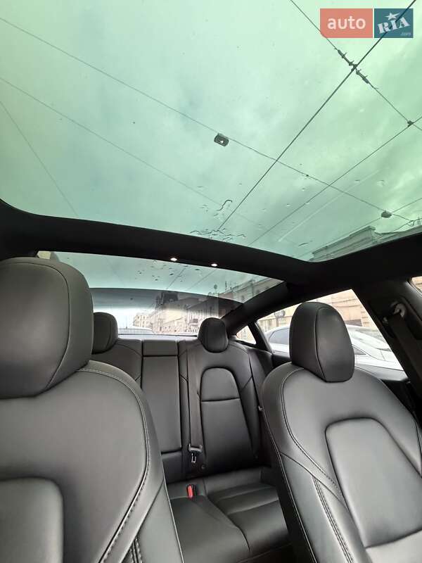 Седан Tesla Model 3 2020 в Харькове