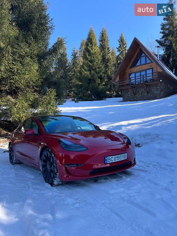 Tesla Model 3 2021