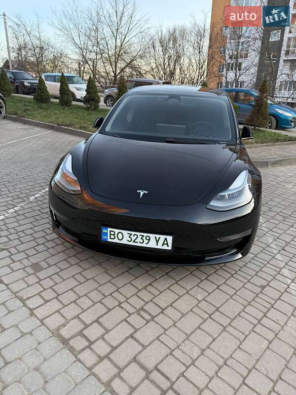 Седан Tesla Model 3 2022 в Львове фото 6 Седан Tesla Model 3 2022 в Львове