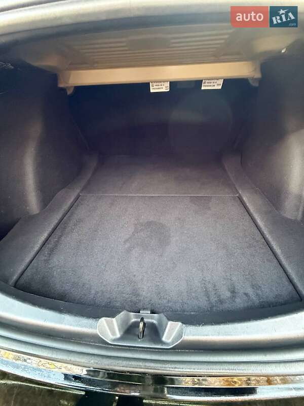 Седан Tesla Model 3 2022 в Львове фото 26 Седан Tesla Model 3 2022 в Львове