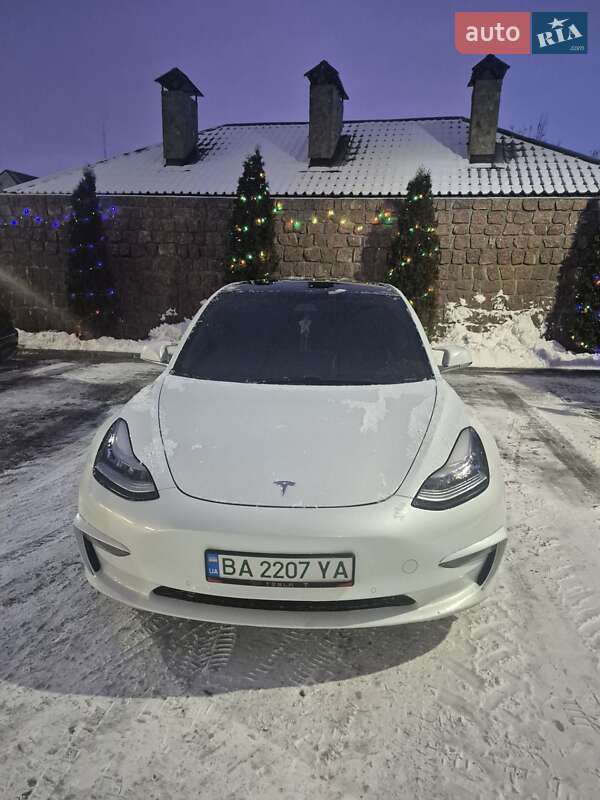 Седан Tesla Model 3 2019 в Кропивницком фото 4 Седан Tesla Model 3 2019 в Кропивницком