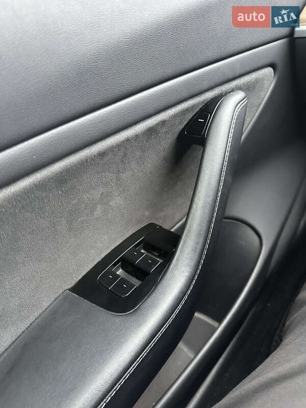 Седан Tesla Model 3 2019 в Киеве фото 26 Седан Tesla Model 3 2019 в Киеве